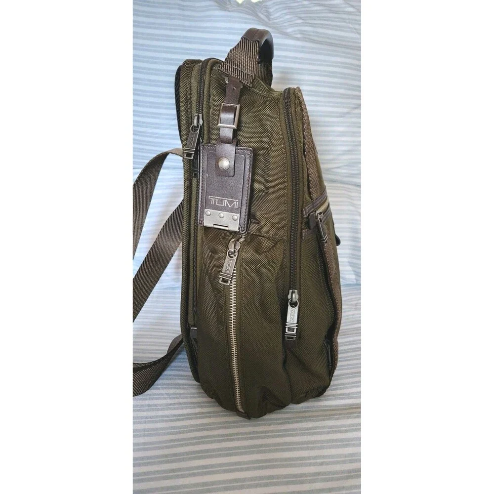 Tumi zippered hardware metal